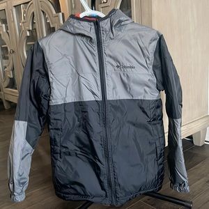 Columbia reversible jacket for boys size 10-12 run big